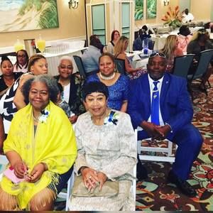 Meet your Posher, Victoria